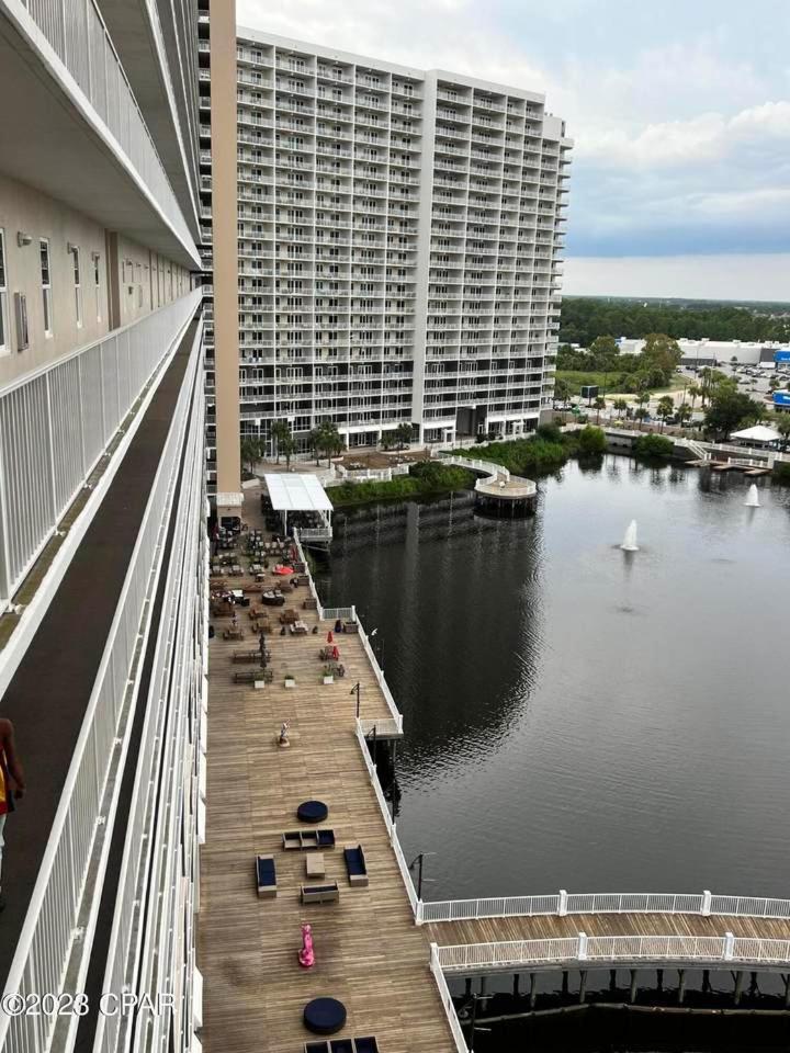 Laketown Wharf Resort Family Friendly Condos 2Nd And 3Rd Floors Just Steps To The Beach 5 Pools Lake View Панама-Сіті-Біч Екстер'єр фото
